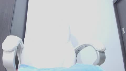 Hannah online show from July 23, 1:58 am