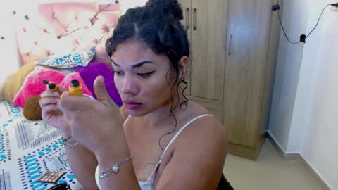 Kamelia  6 am-10 am  4 pm-6 pm online show from December 12, 12:12 pm