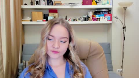 Snapshot of kara_smith_ chatting on January 29, 12:12 am Kara. Off from 15th till 24th of December online show from January 29, 12:12 am