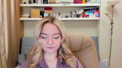Snapshot of kara_smith_ chatting on March 5, 12:16 am Kara. Off from 15th till 24th of December online show from March 5, 12:16 am