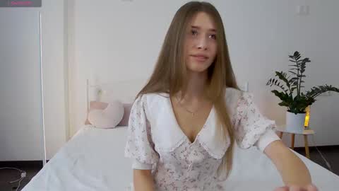 karasanti online show from November 15, 8:04 am