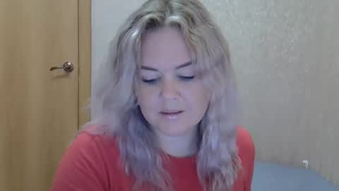 karennelsonx online show from September 10, 1:44 pm