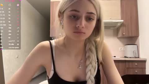 May online show from August 5, 2:23 pm