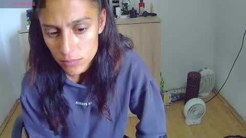 karenwinston18 online show from May 15, 12:52 pm