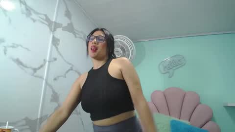 Snapshot of karime_sexygirl chatting on January 16, 11:15 am Karime online show from January 16, 11:15 am