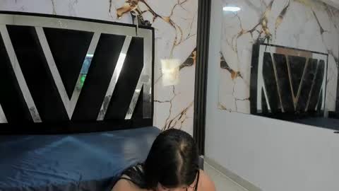 Snapshot of karinasimonz chatting on October 21, 10:03 pm KarinaSimonz online show from October 21, 10:03 pm