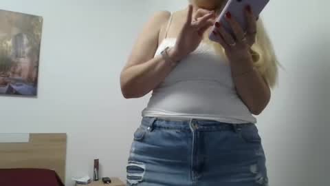 Karisha hot online show from February 10, 10:29 am