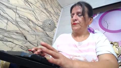 Karito online show from October 28, 11:49 am