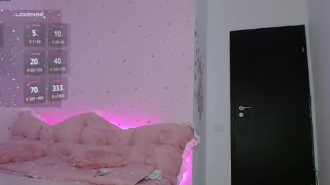 Andreea Fun it s my name online show from October 26, 3:29 pm