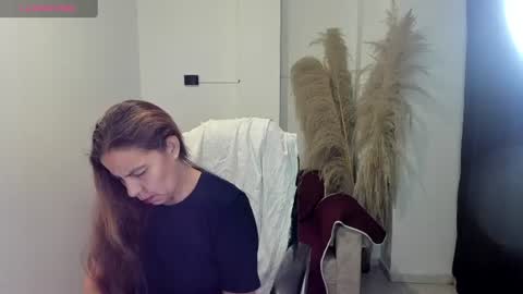 KARLYE online show from June 14, 9:09 am