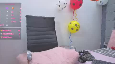 Karol online show from June 17, 7:26 pm