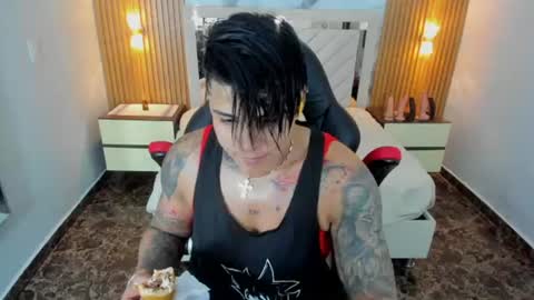 Karoll online show from June 14, 2:24 am