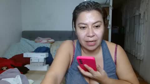 Snapshot of karolhot_x chatting on January 30, 5:09 am karol online show from January 30, 5:09 am