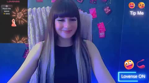 Caroline online show from May 7, 6:39 am