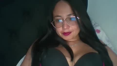 karoline_queen26 online show from March 10, 5:11 am