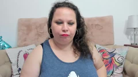 Snapshot of karolinejoyy chatting on December 4, 8:29 pm KarolineJoyy online show from December 4, 8:29 pm