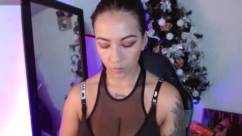 Caro online show from November 10, 1:06 pm