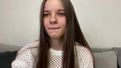Lia online show from May 2, 9:18 pm