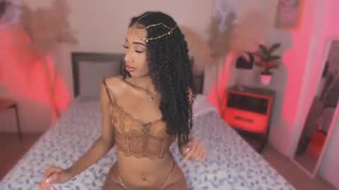 Kary Moon online show from June 10, 8:40 pm