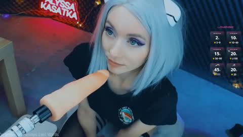 ALYSSA                online show from October 8, 6:23 pm