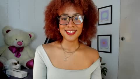 Kasie lopez online show from December 15, 4:04 pm