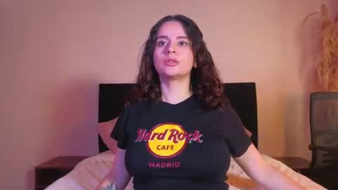 kassandra james online show from July 28, 3:21 pm