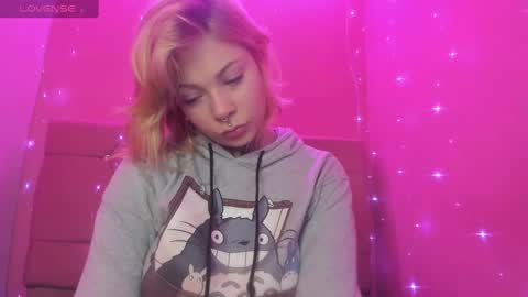 kat_cirice18 online show from March 8, 12:28 pm