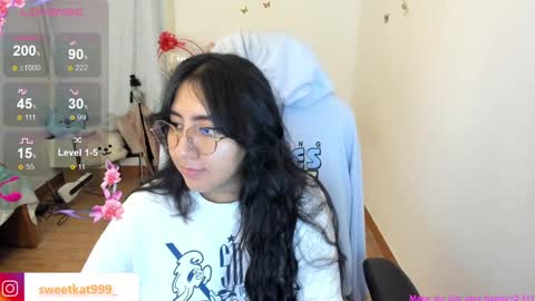 Snapshot of kat_ly_chan chatting on January 23, 10:44 pm Kat       online show from January 23, 10:44 pm