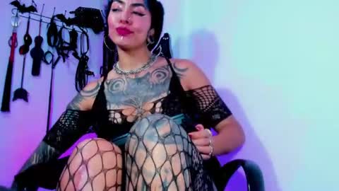 Kat online show from June 11, 2:44 am