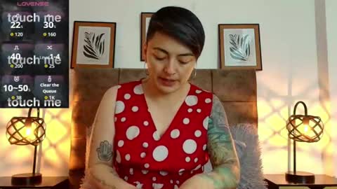 kat paradisse online show from June 12, 12:02 pm