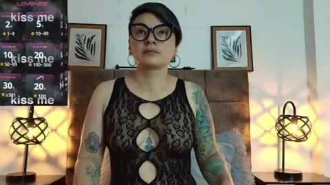 kat paradisse online show from June 20, 12:31 pm