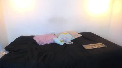 Snapshot of kata_zaens chatting on October 19, 3:36 pm kata online show from October 19, 3:36 pm
