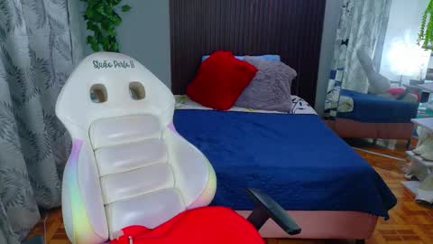 kate online show from March 13, 11:06 pm