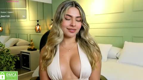 Snapshot of kataliina_18 chatting on September 25, 12:04 pm Kat online show from September 25, 12:04 pm