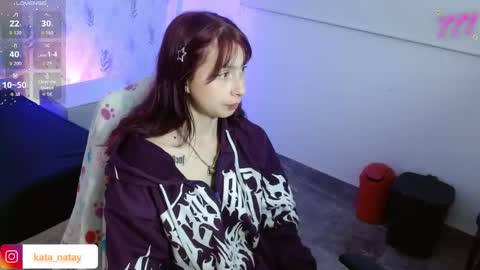 katana_tay online show from March 17, 3:32 am