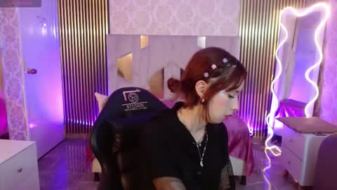 katana_tay online show from October 28, 12:11 pm