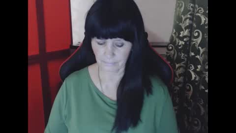 Snapshot of katarinaohdream chatting on February 8, 8:21 pm KatarinaOhDream online show from February 8, 8:21 pm