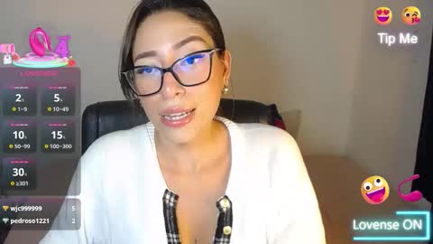 Snapshot of kate_arden chatting on September 19, 2:10 am Carla Palmer online show from September 19, 2:10 am