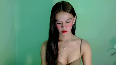 Snapshot of kate_romance chatting on January 17, 12:42 am Kate online show from January 17, 12:42 am