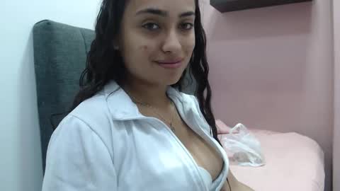 Kari online show from November 7, 1:28 pm