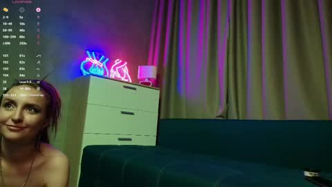 kateample online show from June 11, 12:32 am