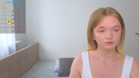 katebunnys online show from July 8, 11:12 am