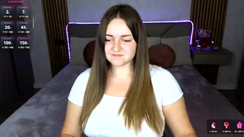 Snapshot of katelyn_sweety chatting on October 6, 10:25 pm Katelyn online show from October 6, 10:25 pm