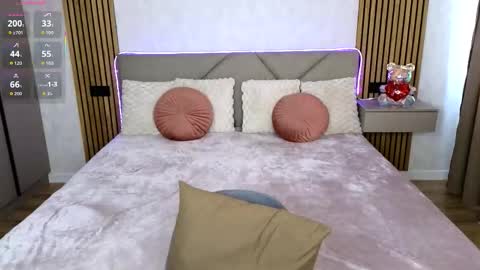 Snapshot of katelyn_sweety chatting on October 4, 10:32 am Katelyn online show from October 4, 10:32 am