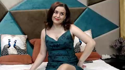 KateQueenston --  online show from July 11, 12:21 am