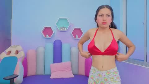 Kate Skinny  online show from January 11, 11:59 am