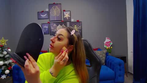 Kate online show from December 13, 9:30 pm