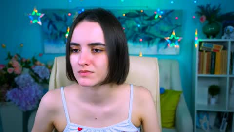 katewillows online show from May 3, 4:27 am