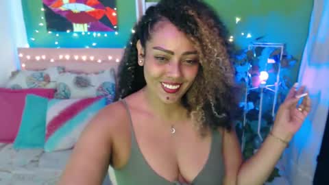 Snapshot of katherincastillo chatting on September 25, 2:10 am katherin online show from September 25, 2:10 am