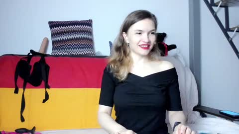 Snapshot of katherinemidnight chatting on January 16, 3:35 pm Katherine online show from January 16, 3:35 pm